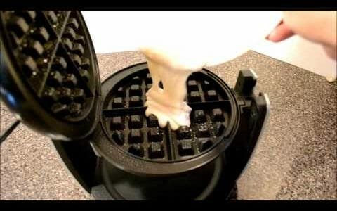 Oster DuraCeramic Flip Belgian Waffle Maker Unboxing & Review