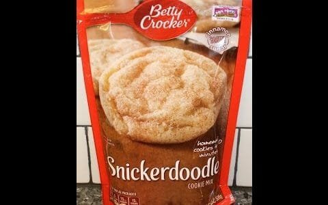 Making Betty Crocker Snickerdoodle Cookies