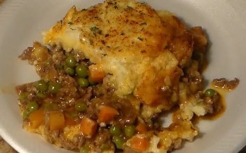 The Best Homemade Shepherd's Pie: Easy Simple Shepherd's Pie Recipe